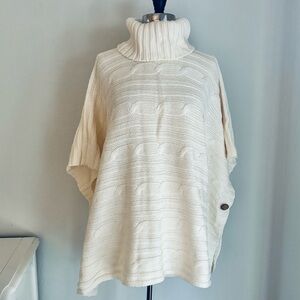 GAP Cream Cableknit Turtleneck Poncho Sweater Button Accent, Size XS/S, NWT